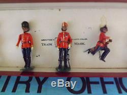 BRITAINS INFANTRY OFFICERS No. 1908 BOXED SET
