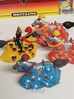 BRITAINS KNIGHTS OF THE SWORD JOUSTING & SWORD ON HORSEBACK FIGURES counter pack