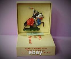 BRITAINS LEAD KNIGHTS OF AGINCOURT SERIES BOXED No. 1659 VINTAGE 1960