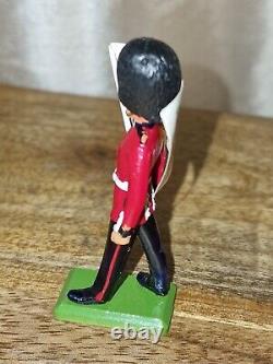 BRITAINS LTD Marching Coldstream Guards Colour Bearer Vinyl Bearskin Figure