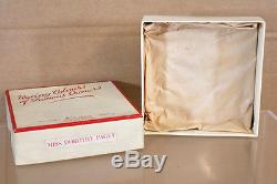 BRITAINS Miss DOROTHY PAGET HORSE RACING COLOURS of FAMOUS OWNERS MINT BOXED nk