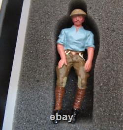 BRITAINS PREMIER SERIES 13 PDR GUN & LIMBER OF THE R. H. A. WITH 4 MEN No. 8919