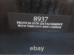 BRITAINS PREMIER SERIES FRENCH GUN DETACHMENT WITH 75mm GUN & CAISSON No. 8937