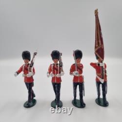 BRITAINS Premier World War I 41037 COLDSTREAM GUARDS COLOUR PARTY Boxed