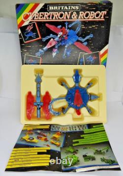 BRITAINS RARE 1984 SPACE SERIES No. 9131 BOXED CYBERTRON & ROBOT & RARE LEAFLET