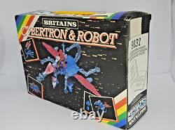 BRITAINS RARE 1984 SPACE SERIES No. 9131 BOXED CYBERTRON & ROBOT & RARE LEAFLET