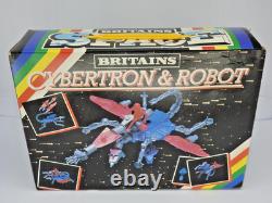 BRITAINS RARE 1984 SPACE SERIES No. 9131 BOXED CYBERTRON & ROBOT & RARE LEAFLET