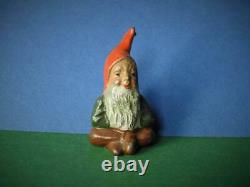 BRITAINS RARE VINTAGE 30s MINIATURE LEAD GARDEN GNOME SITTING CROSS LEGGED #171B