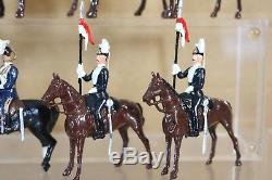 BRITAINS REFINISHED RE CAST HOLLOW CAST 10 x MOUNTED 17th LANCERS on PARADE nq