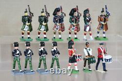 BRITAINS REPAINTED GORDON CAMERON IRISH BLACK WATCH HIGHLAND MARCHING PIPERS oa