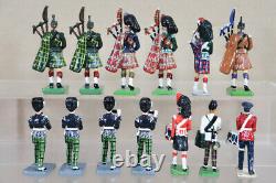 BRITAINS REPAINTED GORDON CAMERON IRISH BLACK WATCH HIGHLAND MARCHING PIPERS oa