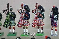 BRITAINS REPAINTED GORDON CAMERON IRISH BLACK WATCH HIGHLAND MARCHING PIPERS oa