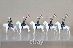 BRITAINS RE PAINTED 5 x MOUNTED 17th LANCERS on PARADE with OFFICER 1900 od