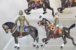 BRITAINS RE PAINTED BOER WAR BRITISH MOUNTED TROOPERS GALLOPING with OFFICER oc