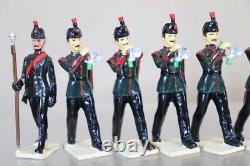 BRITAINS RE PAINTED ROYAL IRISH RIFLES MARCHING BUGLE BAND with DRUM MAJOR od