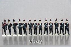 BRITAINS RE PAINTED ROYAL IRISH RIFLES MARCHING BUGLE BAND with DRUM MAJOR od