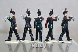 BRITAINS RE PAINTED ROYAL IRISH RIFLES MARCHING BUGLE BAND with DRUM MAJOR od