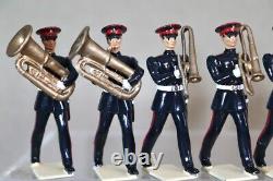 BRITAINS RE PAINTED ROYAL WARWICKSHIRE FUSILIERS MARCHING BAND with MASCOT od
