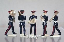 BRITAINS RE PAINTED ROYAL WARWICKSHIRE FUSILIERS MARCHING BAND with MASCOT od