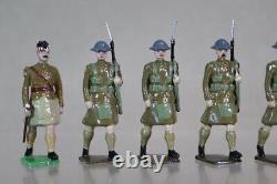 BRITAINS RE PAINTED WWI BRITISH BLACK WATCH HIGHLAND INFANTRY MARCHING od