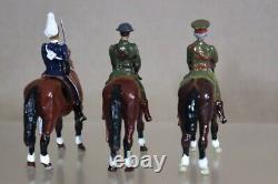 BRITAINS RE PAINTED WWI MOUNTED BRITISH GENERAL OFFICER & DRAGOON GUARD oc
