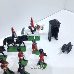 BRITAINS ROYAL GUARD FIGURES metal horseback soldiers band beefeater BUNDLE BAND