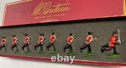 BRITAINS SOLDIERS 00131 Durham Light Infantry Set Painted Metal Figures