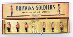 BRITAINS SOLDIERS 2148 Fort Henry Guard Canada Rare! Painted Metal Model N1