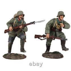 BRITAINS SOLDIERS 23097 Attack 1916-18 German Infantry Assault Team WW1