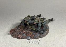 BRITAINS SOLDIERS 25055 -Buzz Saw German MG42 Team Firing Prone Diecast Figure
