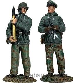 BRITAINS SOLDIERS 25084 German 88mm Flak Gun Commander and Ammunition Handler