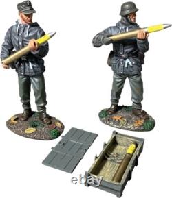 BRITAINS SOLDIERS 25135 German 2 Man Flak Crew with Crate And Explosives