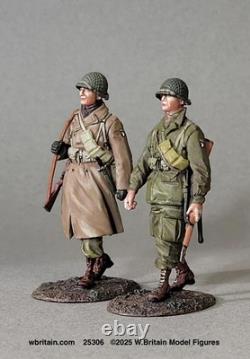 BRITAINS SOLDIERS 25306 Are We There Yet 101st Airborne Diecast Figure Set