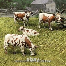 BRITAINS SOLDIERS 35021 Brown Randall Lineback Cows VILLAGE GREEN