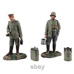 BRITAINS SOLDIERS WW1 23102 What's On the Menu Tonight Diecast Metal Figure