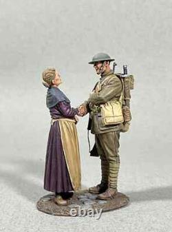 BRITAINS SOLDIERS WW1 23129 Bless You Village Woman Greeting U. S. Infantry