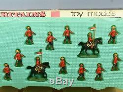 BRITAINS SWOOPET No. 72 ROYAL CANADIAN MOUNTED POLICE TROOPERS SET