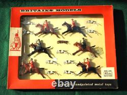 BRITAINS VERY RARE MINT BOXED UNUSED 1962 LEAD HUNT FULL CRY SET No. 9656 SUPERB