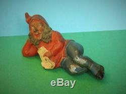 BRITAINS VINTAGE 1930s VERY RARE LARGE SCALE LEAD GARDEN GNOME LYING DOWN #242B