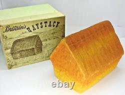BRITAINS VINTAGE 1954 RARE BOXED No. 144F PAPER MACHE HAYSTACK. EX NEAR MINT