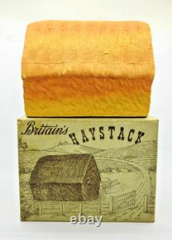 BRITAINS VINTAGE 1954 RARE BOXED No. 144F PAPER MACHE HAYSTACK. EX NEAR MINT