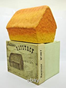 BRITAINS VINTAGE 1954 RARE BOXED No. 144F PAPER MACHE HAYSTACK. EX NEAR MINT