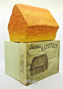 BRITAINS VINTAGE 1954 RARE BOXED No. 144F PAPER MACHE HAYSTACK. EX NEAR MINT