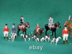 BRITAINS VINTAGE LEAD HUNT MEET SET MOUNTED STANDING HUNTSMEN WOMEN HOUNDS 20pc