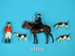 BRITAINS VINTAGE LEAD HUNT MEET SET MOUNTED STANDING HUNTSMEN WOMEN HOUNDS 20pc