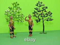 BRITAINS VINTAGE PREWAR LEAD RARE BOY SCOUTS x 2 AND #640 SMALL TREES x 2
