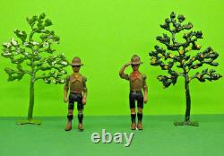 BRITAINS VINTAGE PREWAR LEAD RARE BOY SCOUTS x 2 AND #640 SMALL TREES x 2