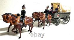 BRITAINS set 145 painted ROYAL ARMY MEDICAL CORPS AMBULANCE made 1928 metal 1/32