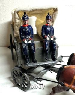 BRITAINS set 145 painted ROYAL ARMY MEDICAL CORPS AMBULANCE made 1928 metal 1/32
