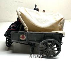 BRITAINS set 145 painted ROYAL ARMY MEDICAL CORPS AMBULANCE made 1928 metal 1/32